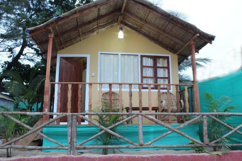 Cuba Patnem 호텔 Patnem Beach 외부 사진